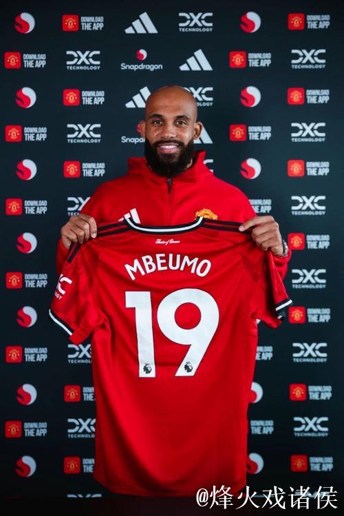 曼联谈判没有新进展,姆贝乌莫已经返回布伦特福德参加训练 曼联谈判没有新进展,姆贝乌莫已经返回布伦特福德参加训练