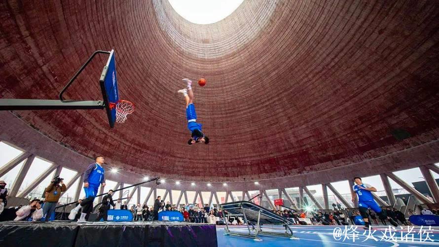 18记三分气势如虹! 花式主场秀燃爆首钢园! 18记三分气势如虹! 花式主场秀燃爆首钢园!