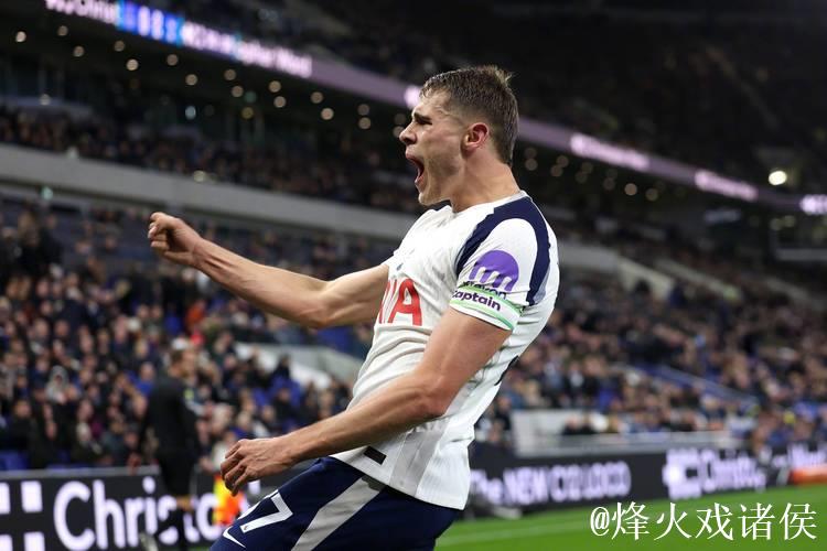 状态回升，森林3-0赢利物浦&热刺，此前澳波带队0-3枪手&蓝军