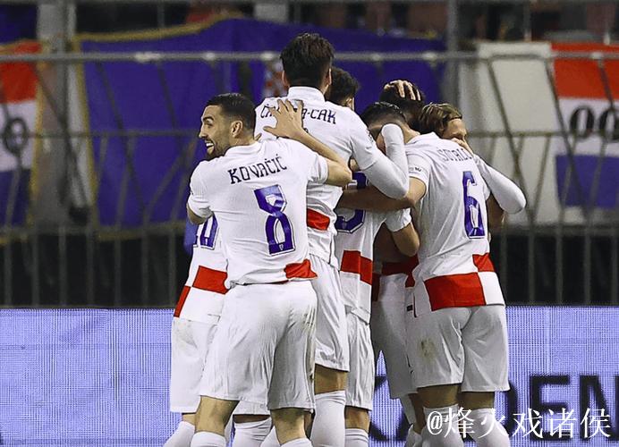 佩里西奇传射建功，迈尼昂扑点难救主，克罗地亚主场2-0力克法国抢占先机